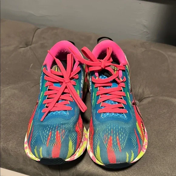 Colorful Women's Athletic Shoes - Picture 1 of 4